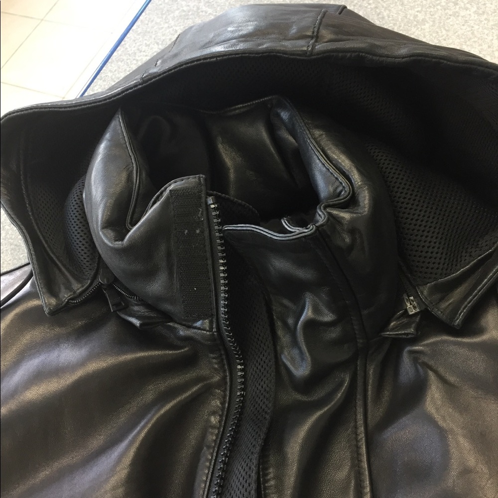 Leather coat - Picture 5 of 6